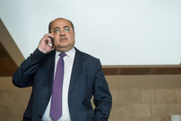 Joint List member Ahmad Tibi arrives for a meeting with party members at the Knesset, on September 22, 2019.