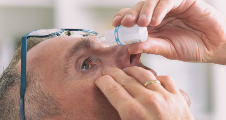 Israeli advance treats ‘aging eyes’ with drops, not glasses