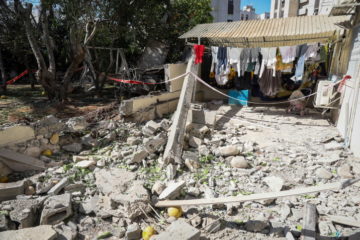 Apartment hit by Gaza rocket