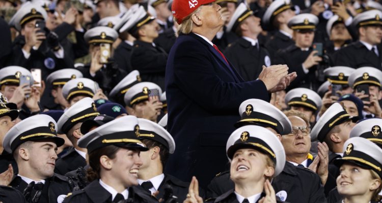 Possible ‘white power’ hand signs at US Army-Navy game probed