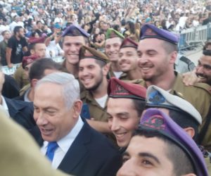 Prime Minister Benjamin Netanyahu with IDF soldiers on an Instagram post