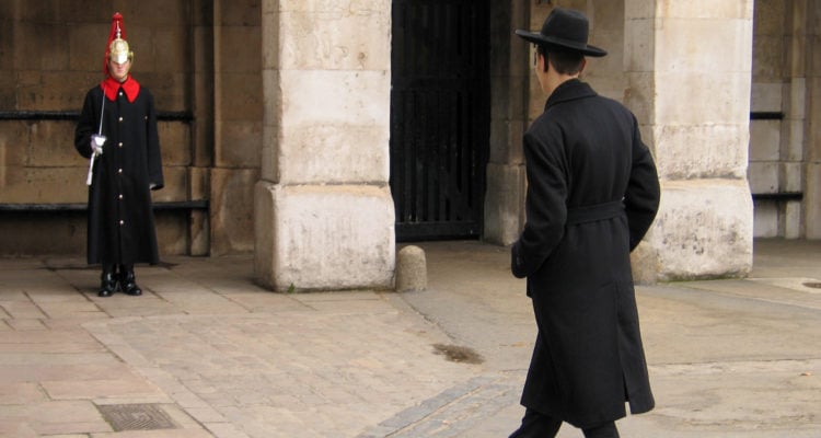 Rabbi beaten in London by teenagers shouting ‘kill Jews,’ ‘f*** Jews’