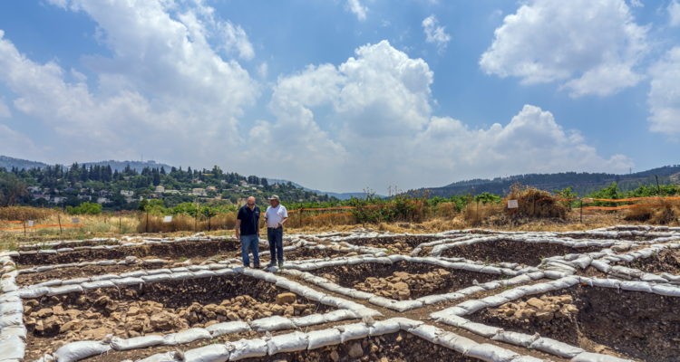 Ancient structure resembling First Temple found on outskirts of Jerusalem