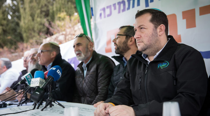 Judea, Samaria leaders protest against Netanyahu, demand immediate annexation