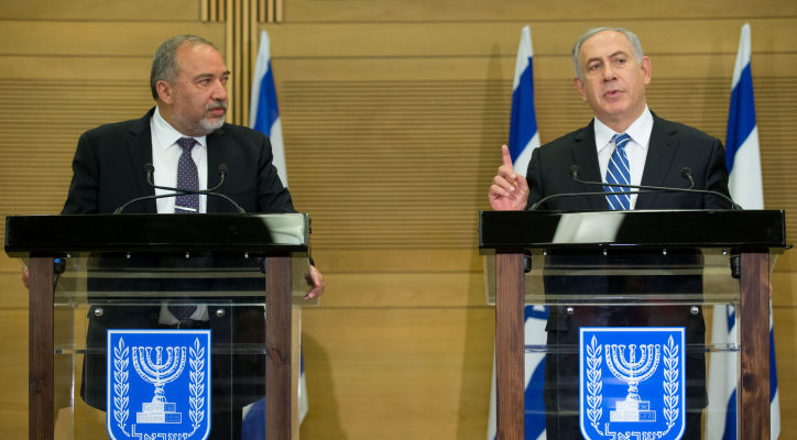 Liberman introduces bill to oust Netanyahu amid coalition jockeying