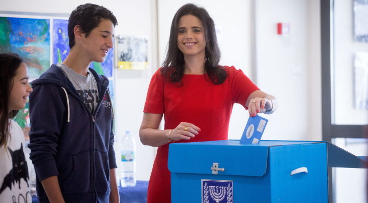 Israelis head to polls, highest turnout in 20 years may prove decisive