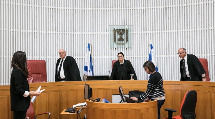 Supreme Court outrages right-wing with decision to force Knesset speaker vote