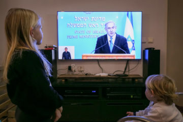 Benjamin Netanyahu announces coronavirus lockdown