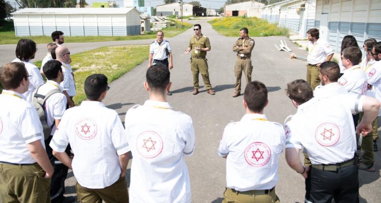 IDF to set up drive-thru coronavirus testing stations