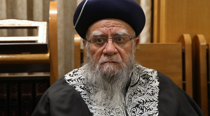Former chief rabbi, corona victim, laid to rest
