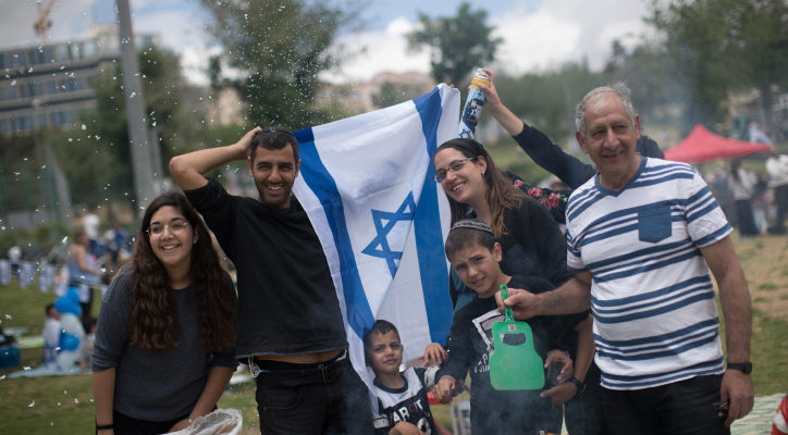 Israelis may be forced indoors on Independence Day