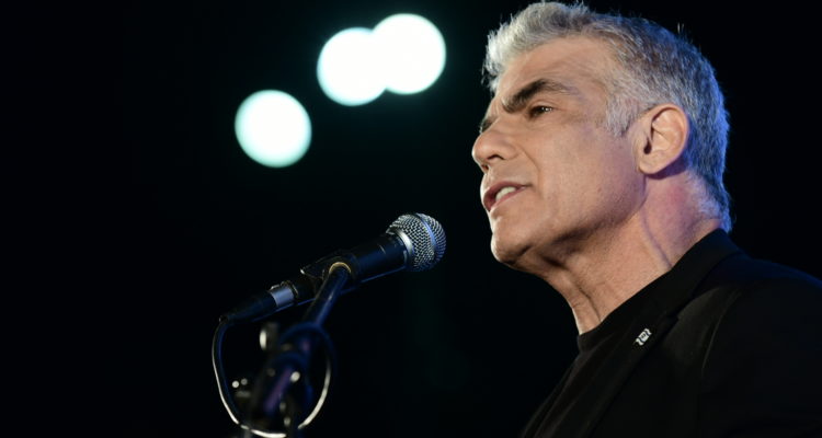 Lapid would join arch-rival Netanyahu to prevent Gantz from becoming PM