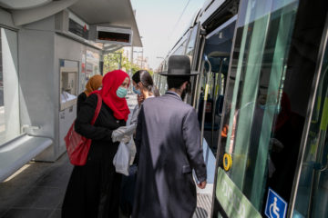 arab jew jerusalem light rail coronavirus