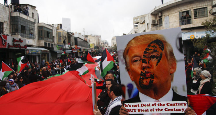 Poll: Majority of Palestinians support 3rd intifada