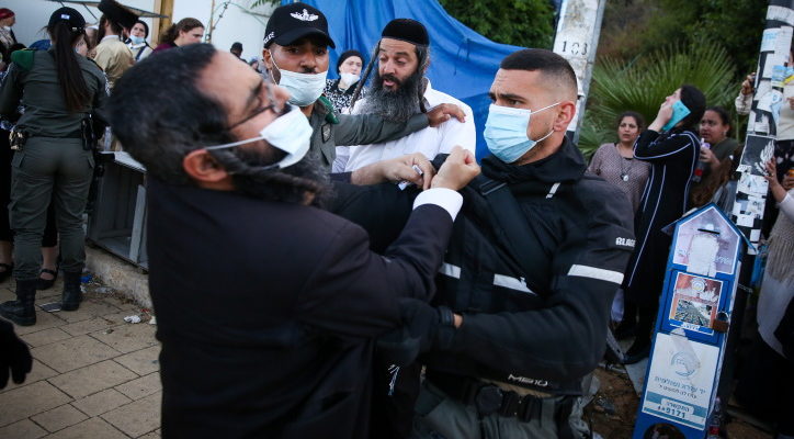 Israeli police, haredim clash at resting place of revered rabbi