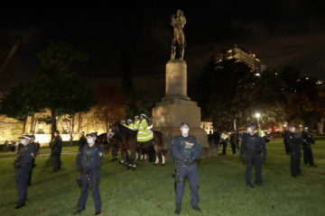 Australia Statues Vandalized
