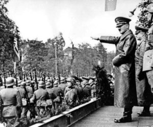 Adolf-Hitler troops