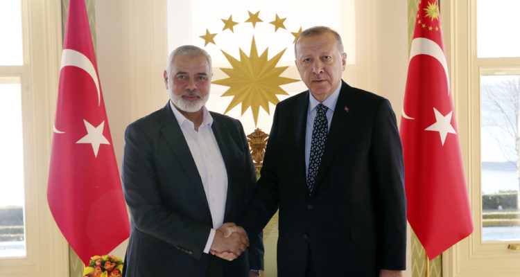 Israel pulls diplomats from Turkey over Hamas support