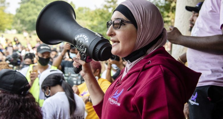 Linda Sarsour arrested during illegal protest in Kentucky