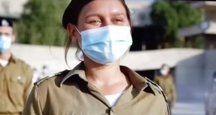 Hero father died defending her from terrorist, now she joins IDF officer ranks