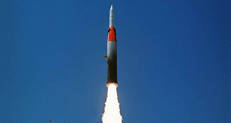 Israel tests Arrow 2 missile against simulated Iranian attack