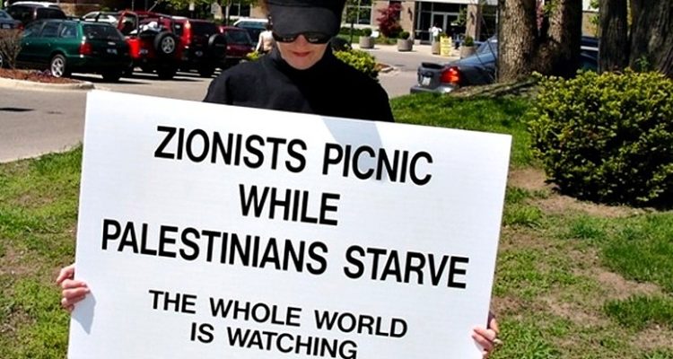 Anti-Semitic protests outside Michigan synagogue are allowed, district judge rules