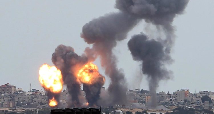 IDF tanks retaliate after Gaza firebombs spark 23 blazes