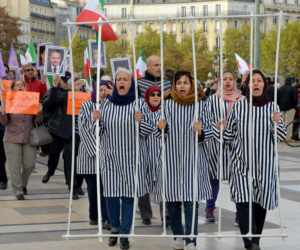 paris protest against iran