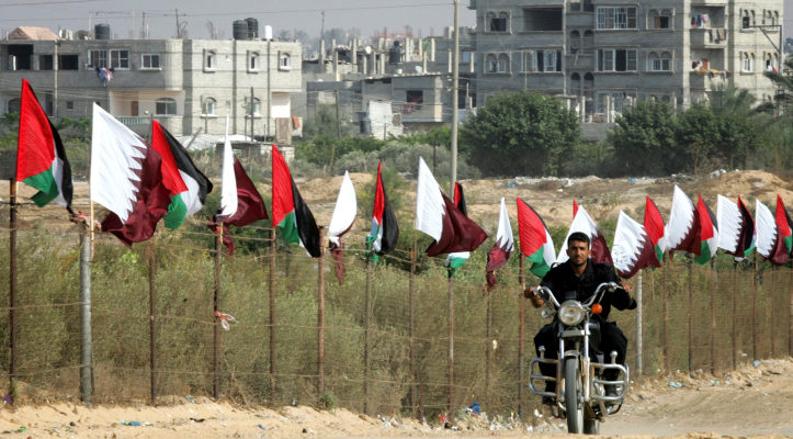 Hamas-Israel reach deal, quiet returns to south