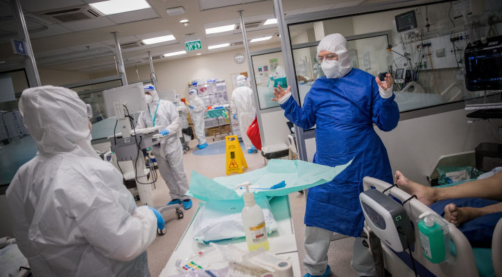 Israeli hospital chiefs torn on need for lockdown