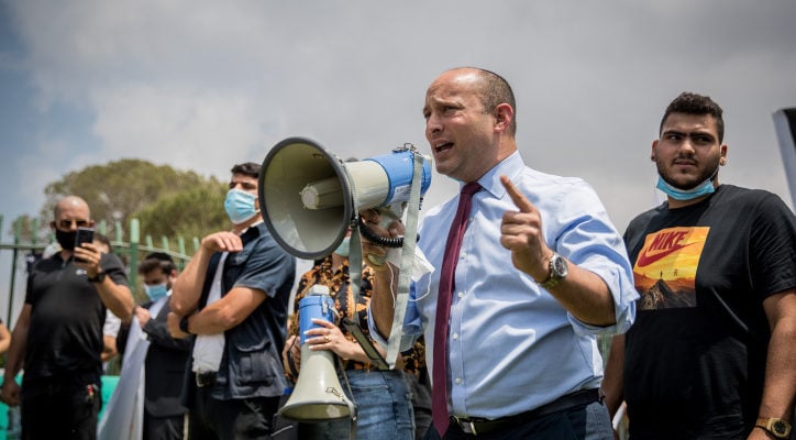 Poll: Bennett’s Right-wing Yemina party soars with 21 seats