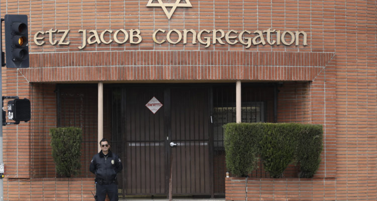 Car ramming attack attempted at LA synagogue during Sukkot concert