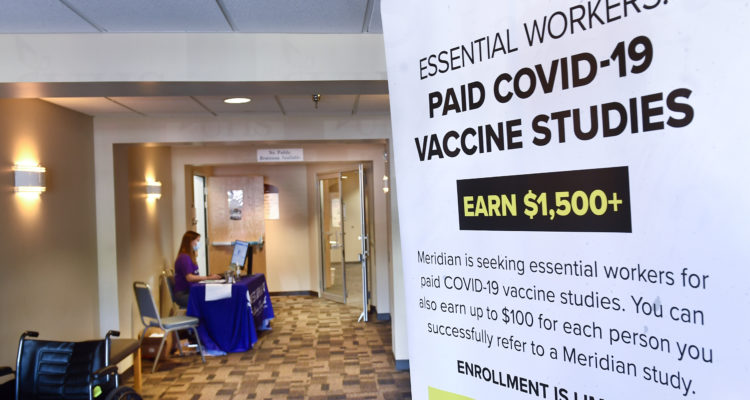 Corona vaccine expected in January, Trump official announces