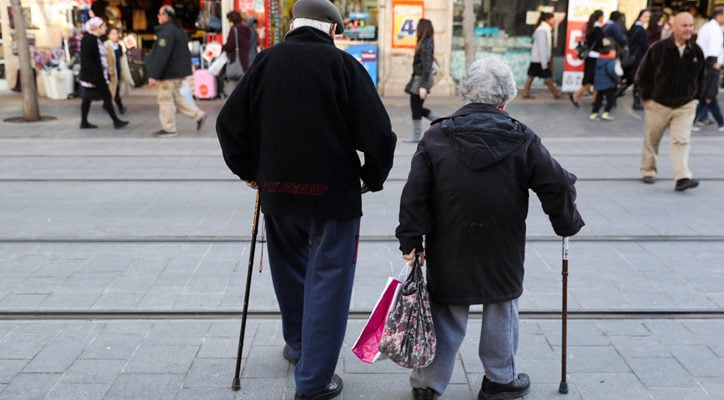 Despite corona, elderly in Israel satisfied with life