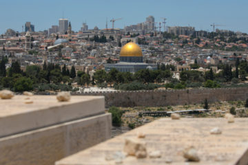 View of the Dome of the Rock and the Temple Mount in Jerusalem's Old City, from the Mount of Olives observatory, on May 31, 2020. (Flash90/Olivier Fitoussi)