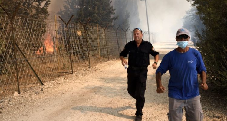Wildfires set off landmines on Israel-Lebanon border