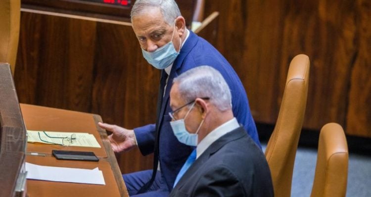 Likud, Blue and White seek last minute deal to avoid elections