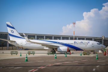 An El Al airplane at Ben Gurion International Airport, near Tel Aviv, November 9, 2020. (Flash90/Yossi Aloni)