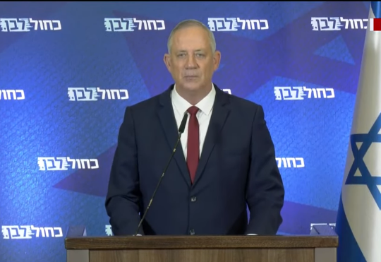 Gantz vows to force elections if Netanyahu doesn’t pass budget