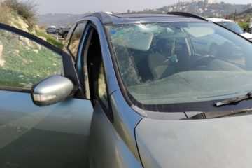 Car stoning attack