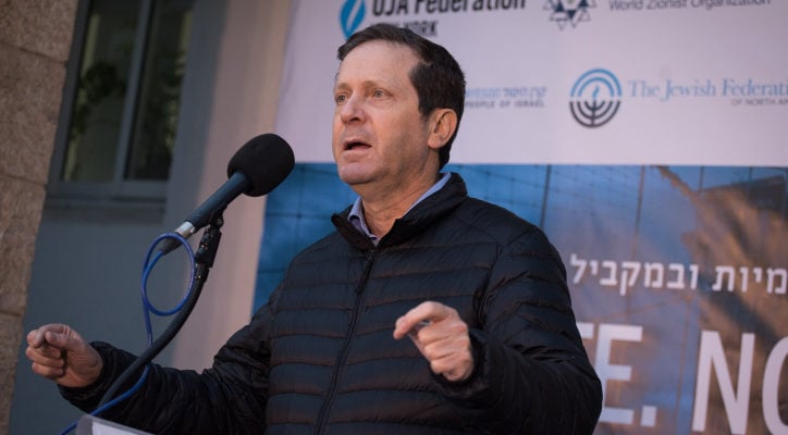 Jewish Agency cuts ties with Christian Zionist group accused of proselytizing