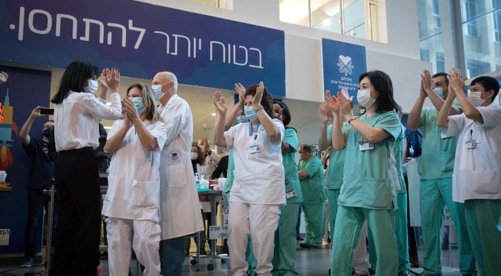 Israel’s 2nd largest hospital has no new corona admissions for first time in a year
