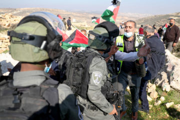 Palestinians clash