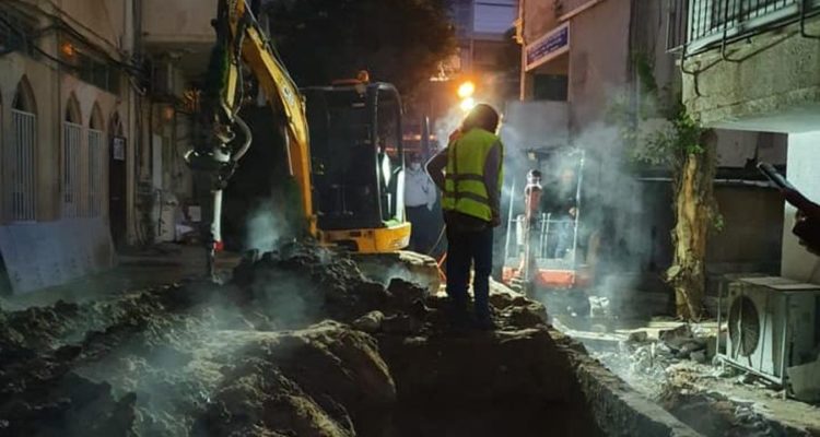Tel Aviv baffled by mysterious hot steam emerging from ground