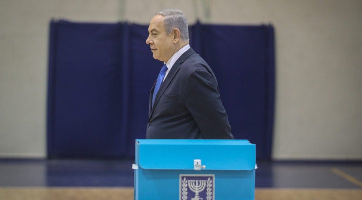 Latest poll: Netanyahu with slim majority for right-wing coalition, left weakening
