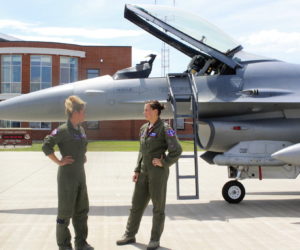 female fighter pilots
