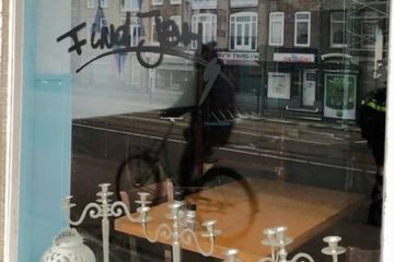 Amsterdam kosher restaurant vandalism