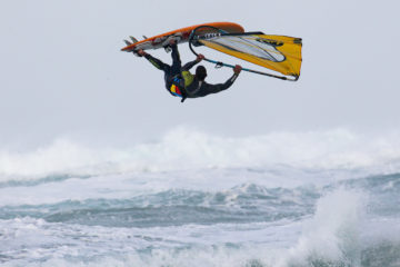 windsurfing