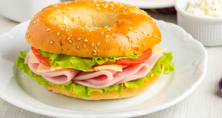 Jewish Twitter users mock ham-on-bagel combo on ‘Serious Eats’ site