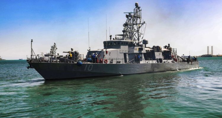 US Navy fires warning shots at Iranian warships in new standoff